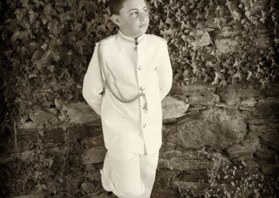 Blanco y negro niño de Comunión
