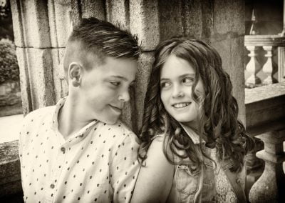 Fotografía de niños en blanco y negro