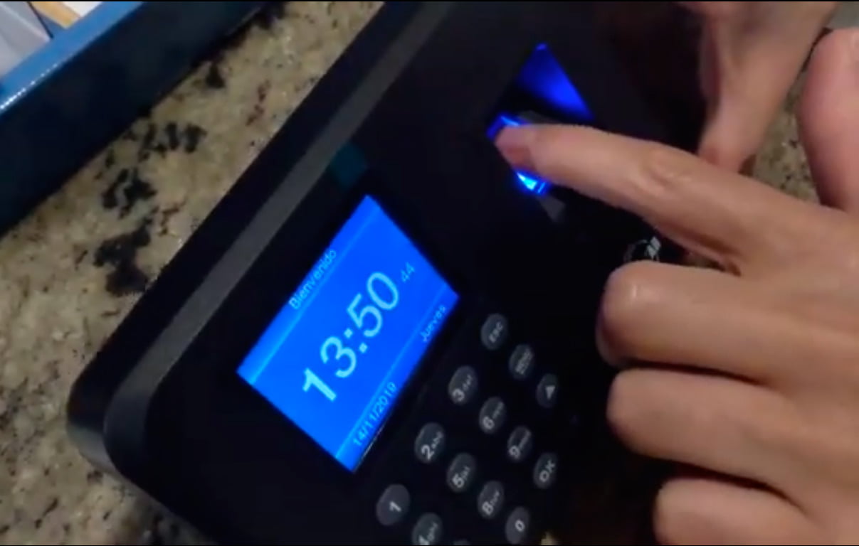 Máquina Control Horario