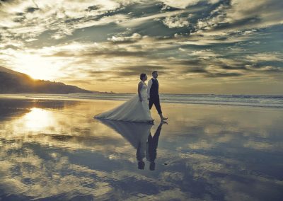 Atardecer novios en postboda