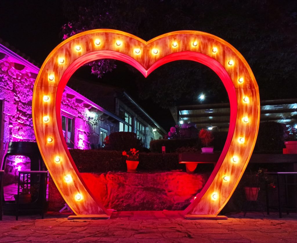 corazón gigante para bodas